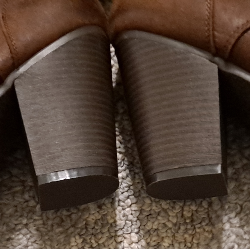 NWOT Wild Diva Bootie - Picture 6 of 8